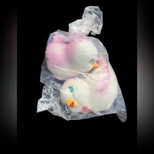 Spritz Pink and White Bird Bath Soak Set